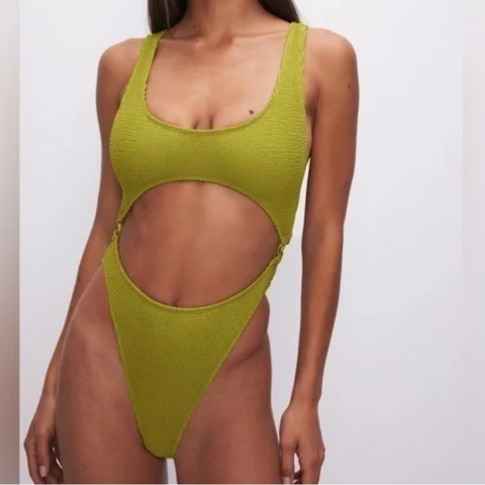 NWT Good American Always Fits Monokini Swimsuit in Chartrusse Green